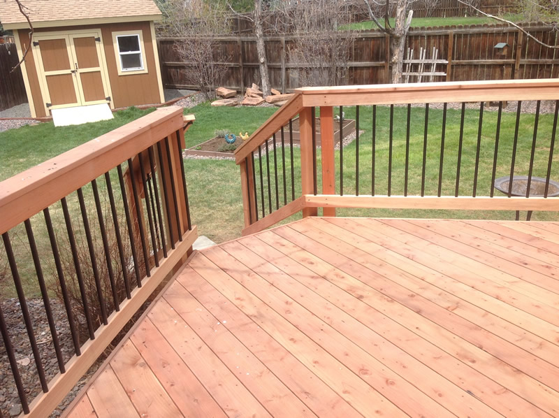 Redwood Deck and Rail System with Metal Ballusters