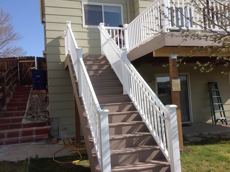 Timbertech Sandy Birch with White Express Rail System
